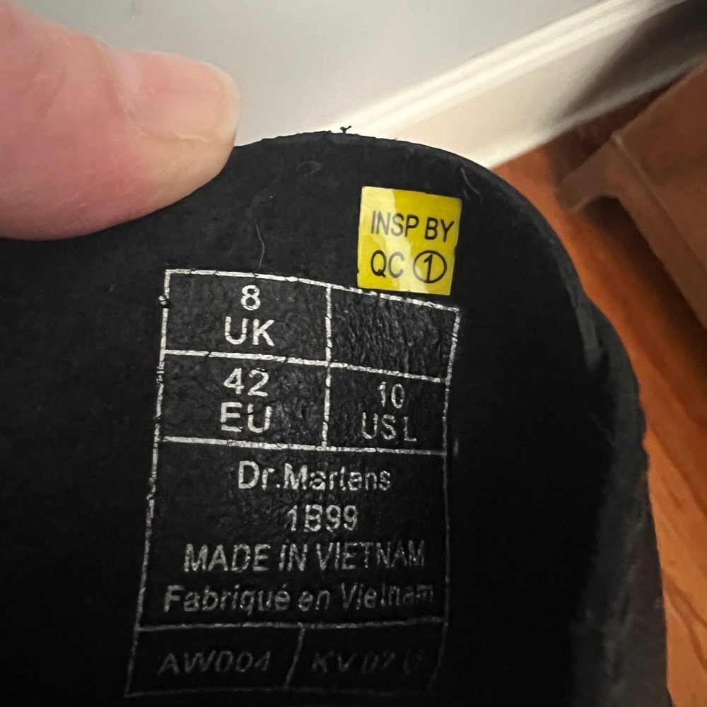 Doc Martens Black Leather Lace-Up Boots - Picture 6 of 7